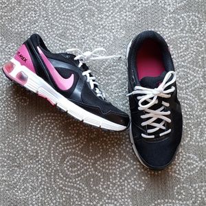 Womens Nike Running Shoe